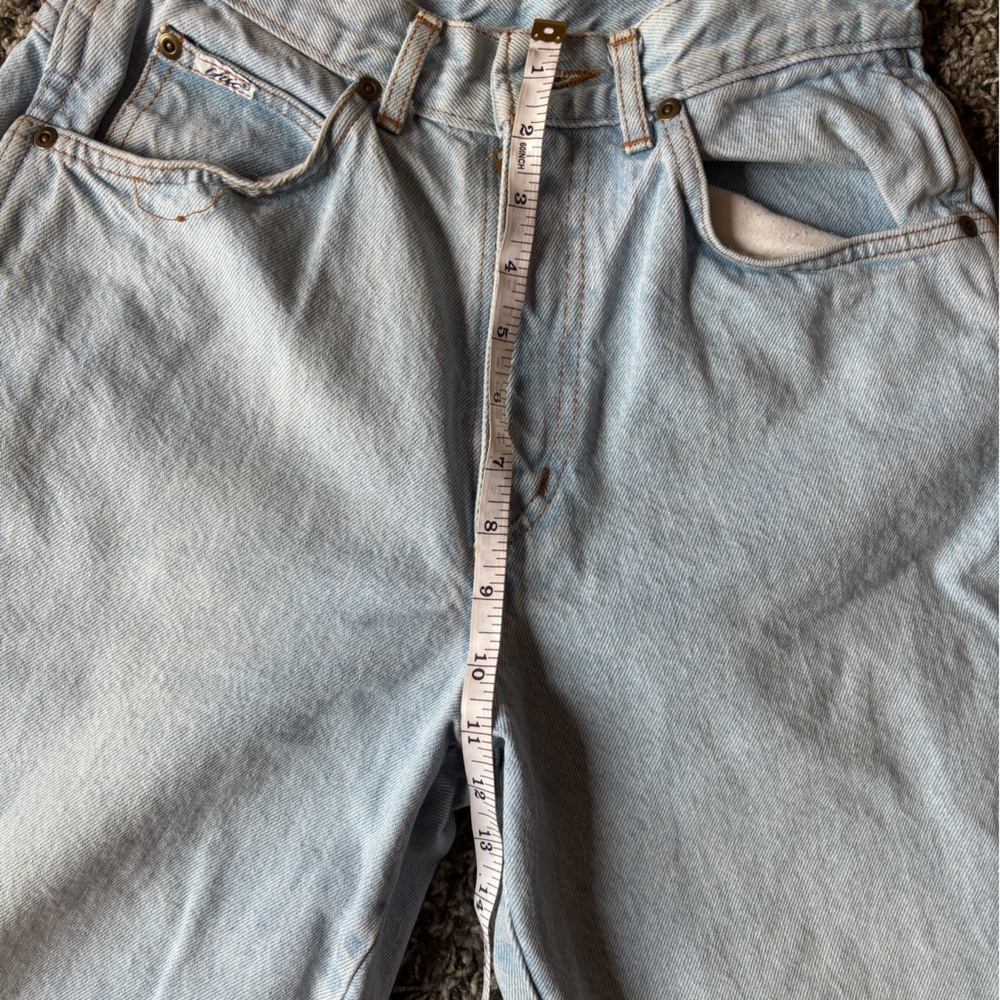Women's High Rise Light Blue Jeans - Picture 4 of 7